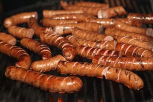 Coś dla miłośników kiełbasy – kiełbaski leszczyńskie, kiełbasa rzeszowska