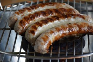 Kiełbasa na różne okazje – kiełbasa golonkowa, kiełbasa bydgoska, wędzona kiełbasa parzona